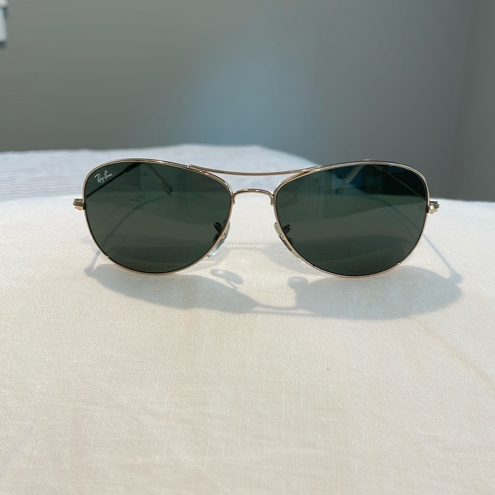 Ray Ban Gold Aviator Sunglasses